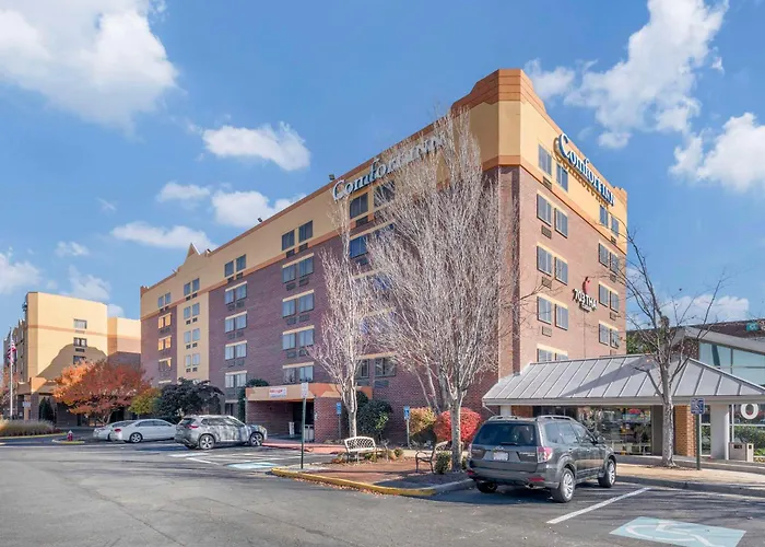 Comfort Inn University Center