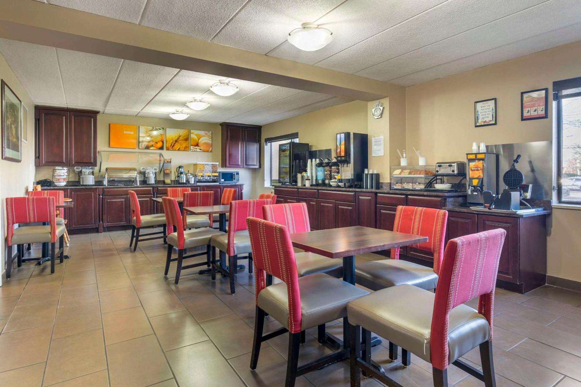 Comfort Center Inn Fairfax