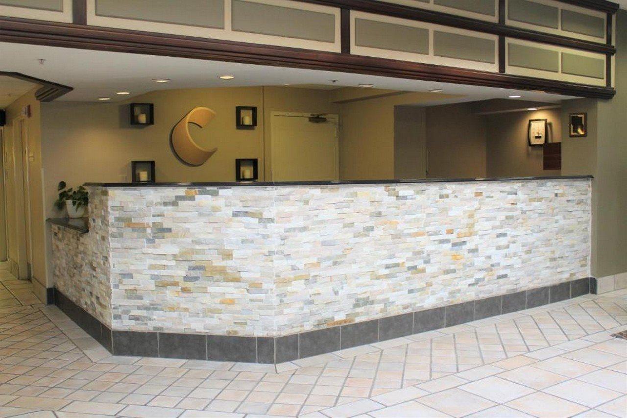 Comfort Center Inn 3*