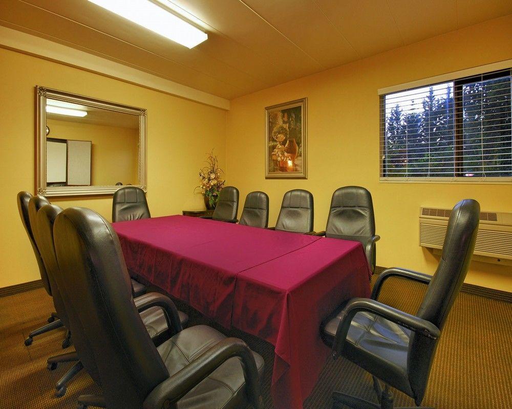 Comfort Center Inn 3*
