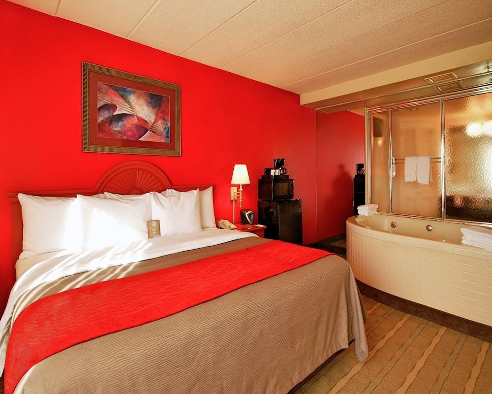 Comfort Center Inn